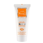 کرم ضد آفتاب بی رنگ دکتر ژیلا با SPF30 مناسب پوست چرب و مختلط حجم 65 میلی لیتر