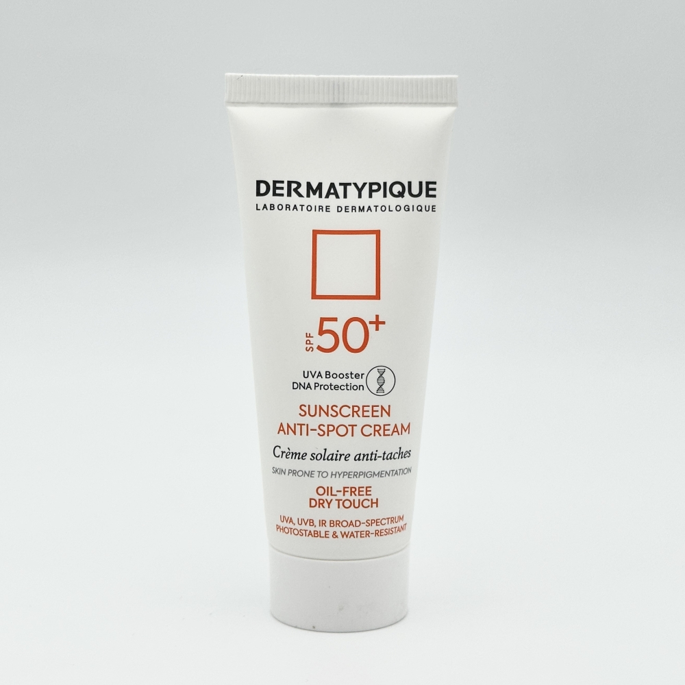 ضد آفتاب روشن کننده SPF50 درماتیپیک