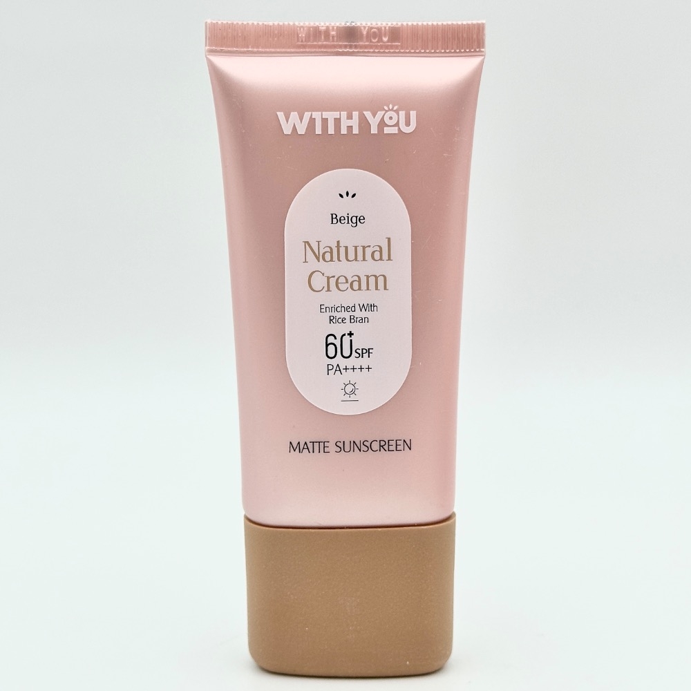 ضدآفتاب کرمی مات (بژ طبیعی) SPF60 صورت و بدن مناسب انواع پوست ویت یو