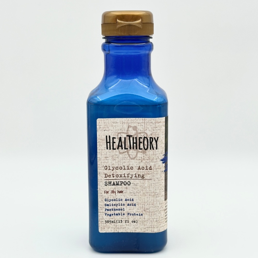 شامپو پاک کننده موهای چرب هلس تئوری حاوی گلایکولیک اسید و سالسیلیک اسید