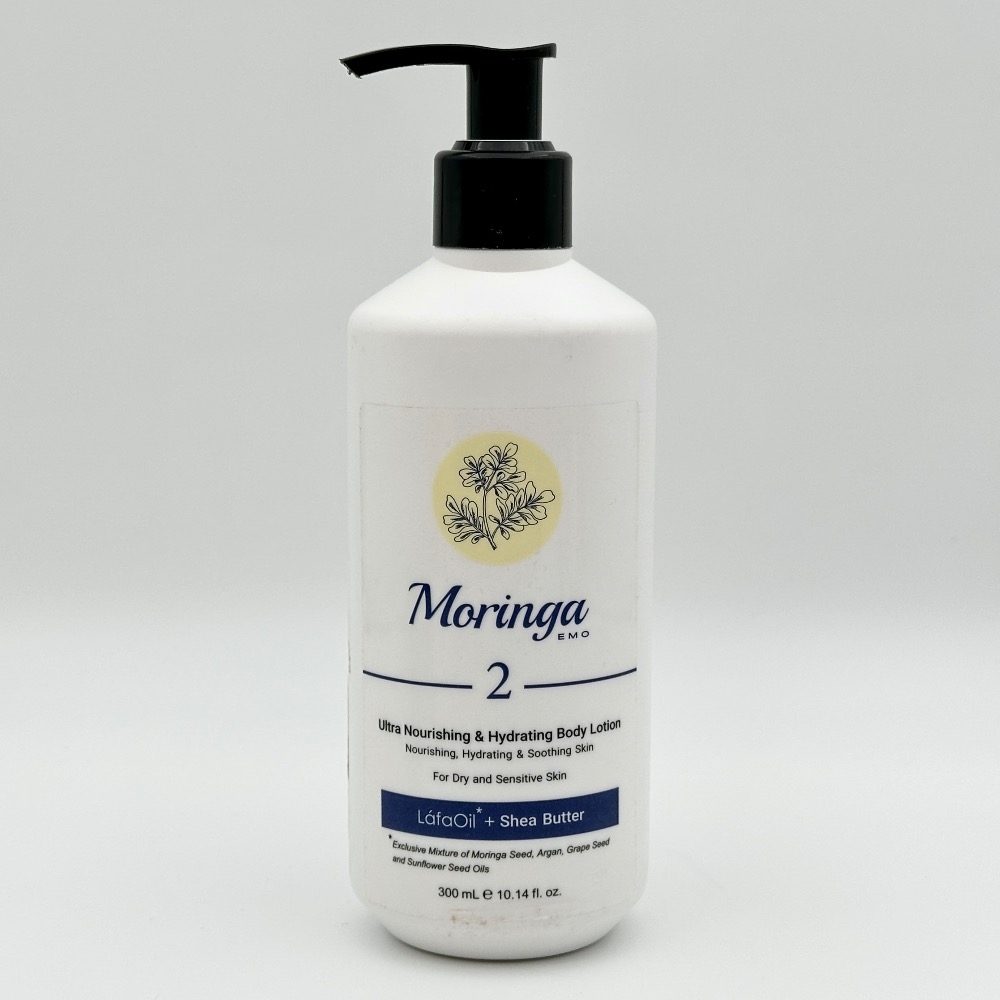 لوسیون بدن فوق مغذی و آبرسان مورینگا مناسب پوست خشک و حساس