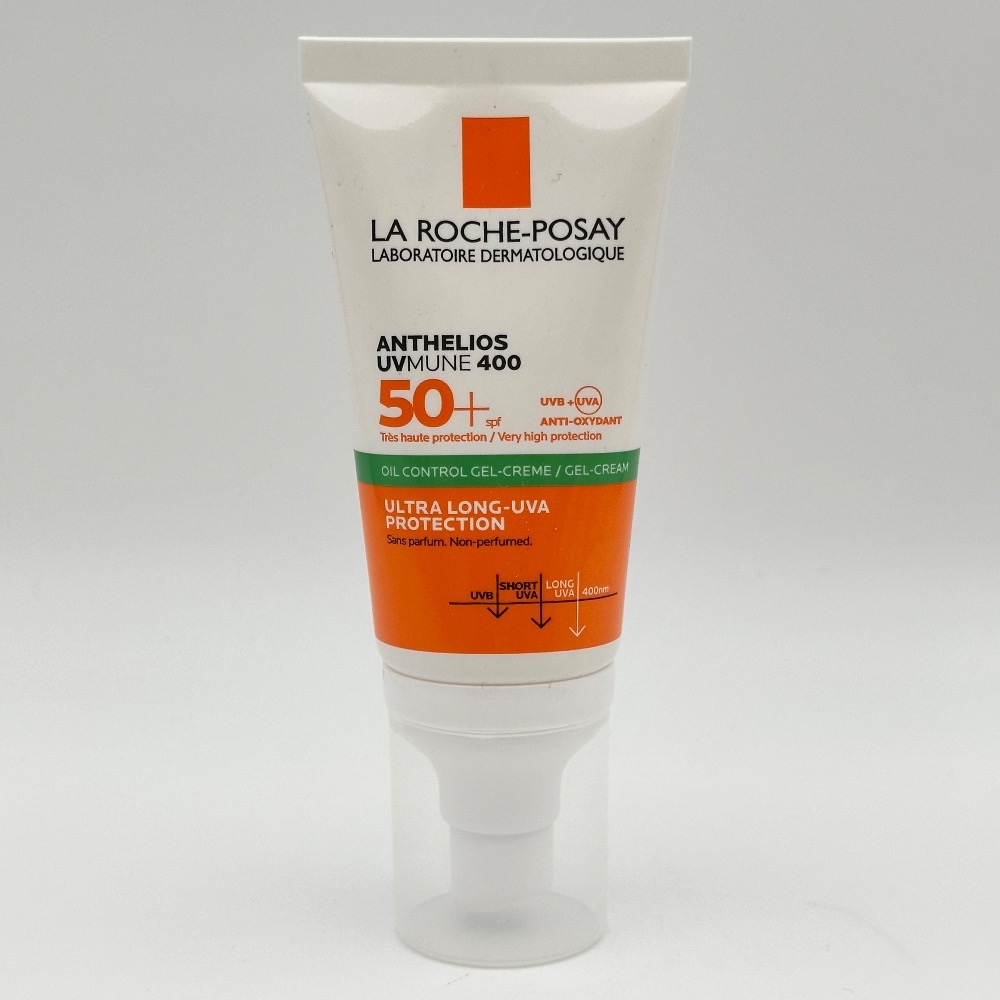 ژل کرم ضد آفتاب کنترل چربی لاروش پوزای SPF50 مناسب پوست چرب و مختلط